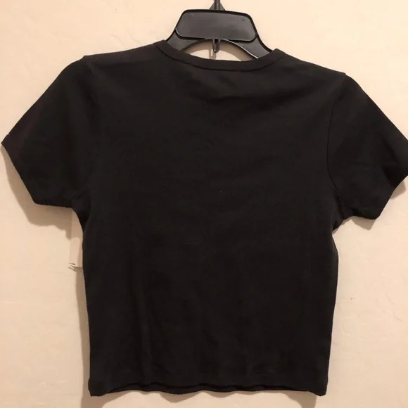 Vinyl Icons  NWOT JR (S & M) black cropped tee - DIE YOUNG STAY PRETTY - Picture 2 of 9